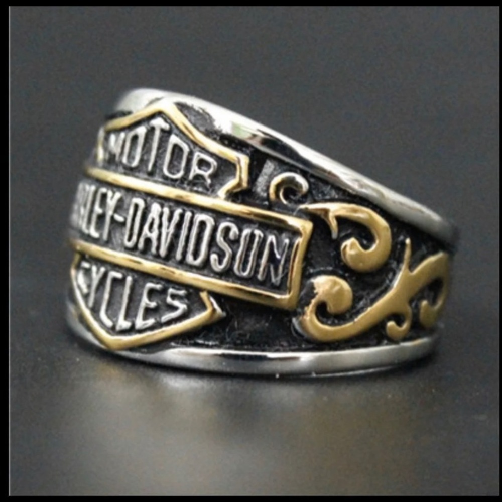 Men’s HD Ring size 13 New